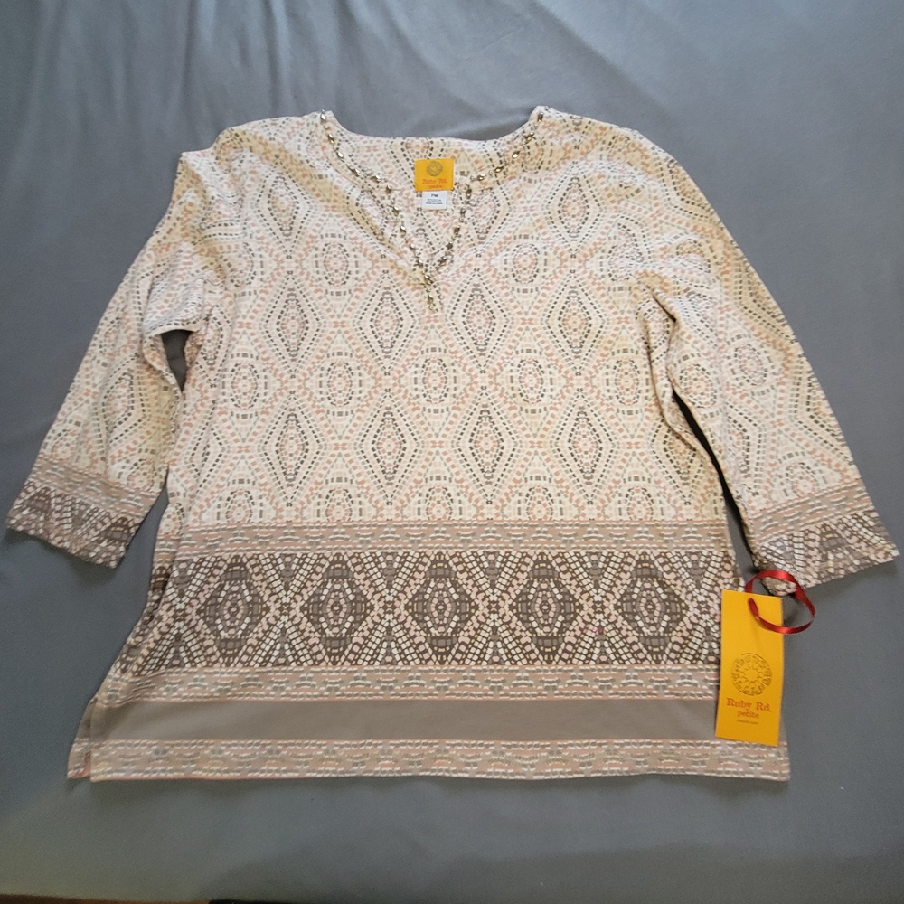 Ruby Rd. Petite M Patterned Pink, Beige, and Brown Top
